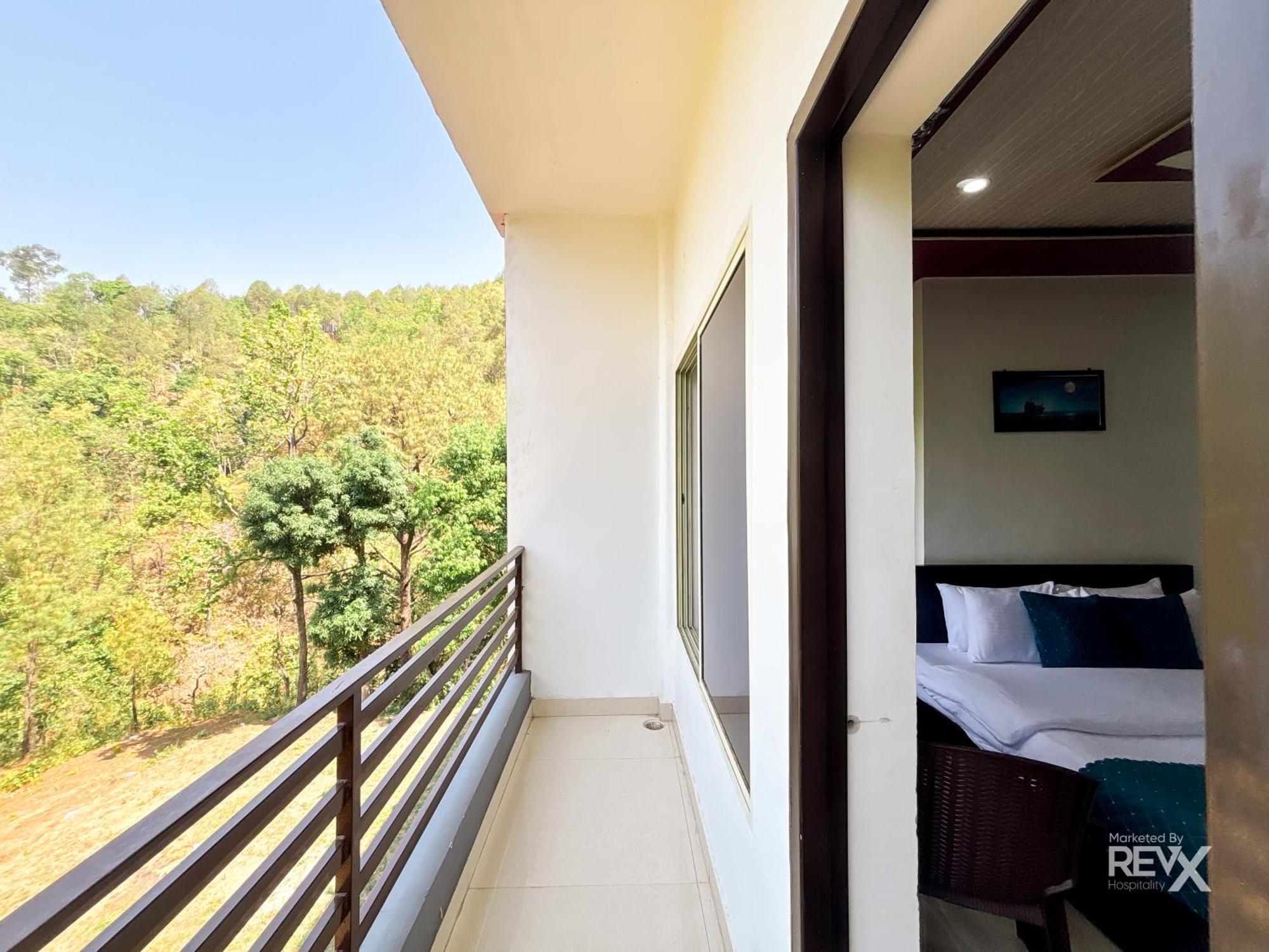 Hotel Prince Valley Lansdowne Εξωτερικό φωτογραφία