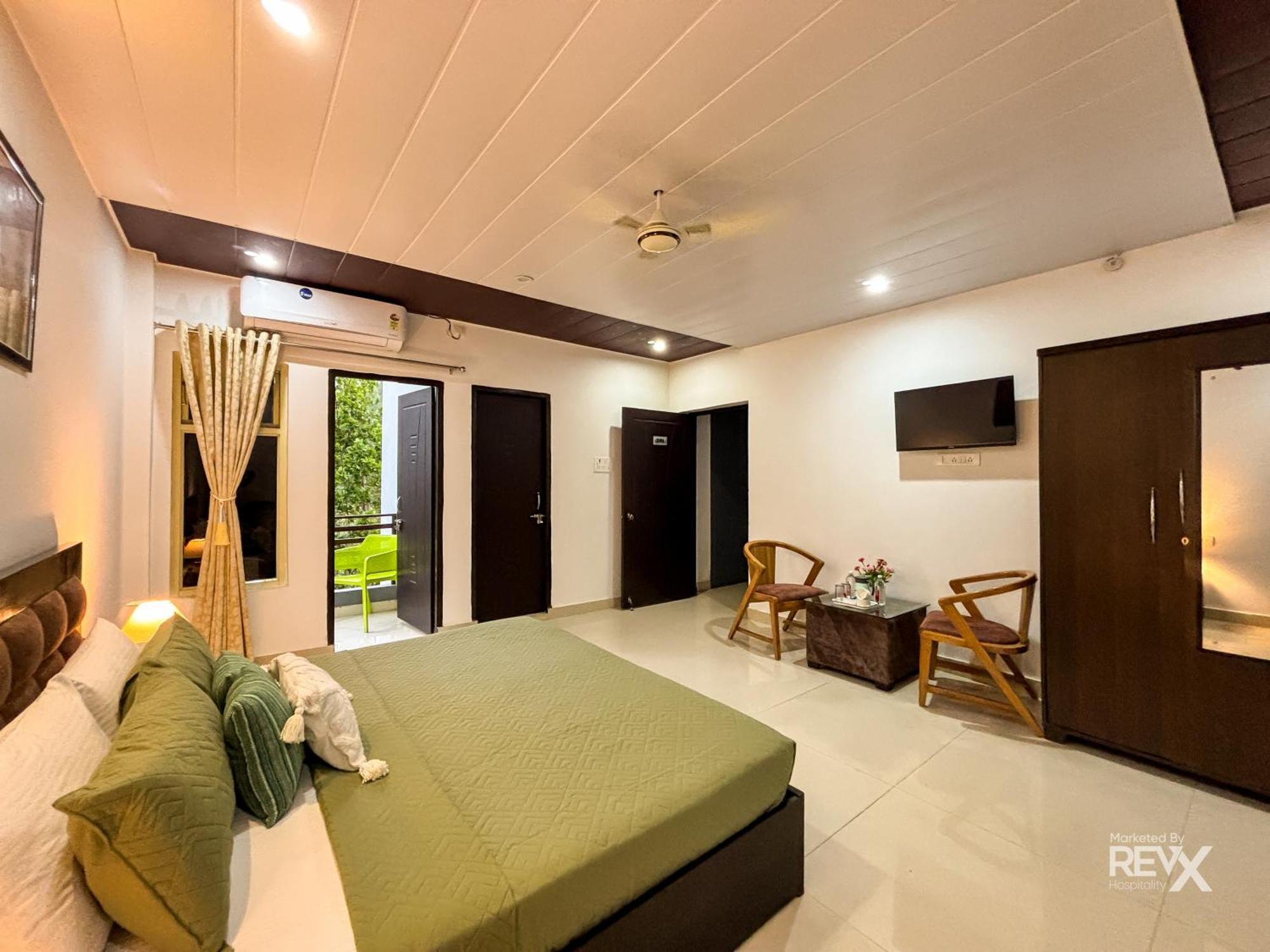 Hotel Prince Valley Lansdowne Εξωτερικό φωτογραφία