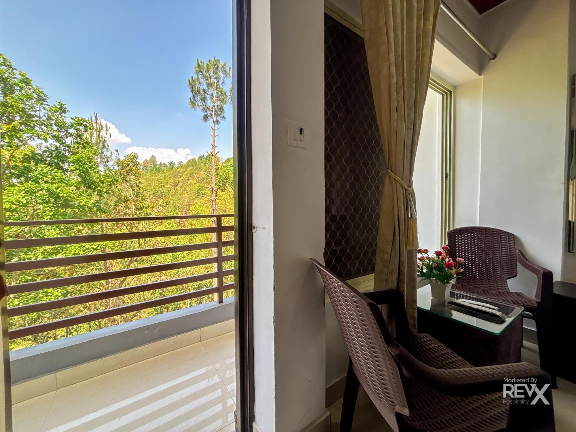 Hotel Prince Valley Lansdowne Εξωτερικό φωτογραφία