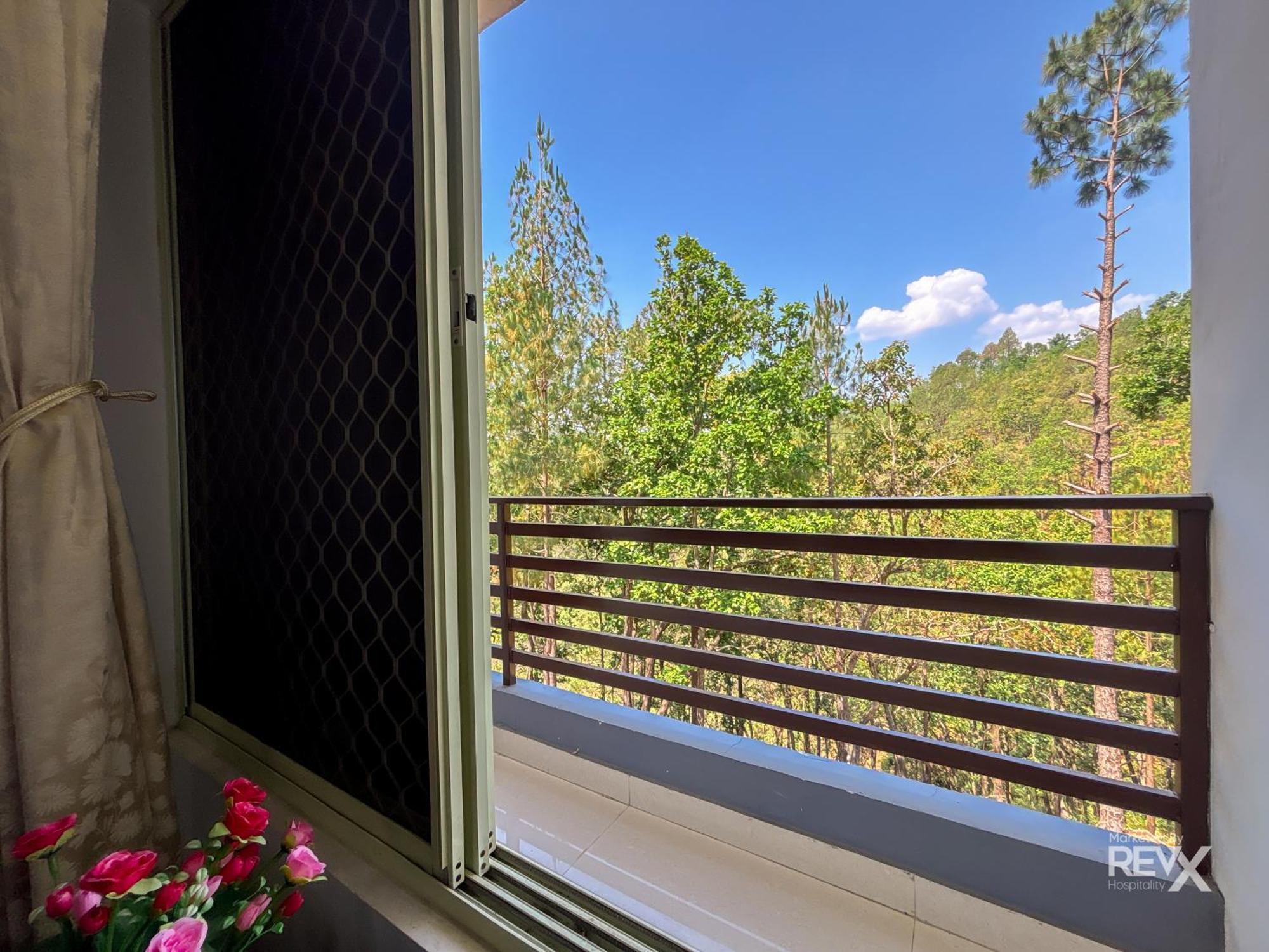 Hotel Prince Valley Lansdowne Εξωτερικό φωτογραφία