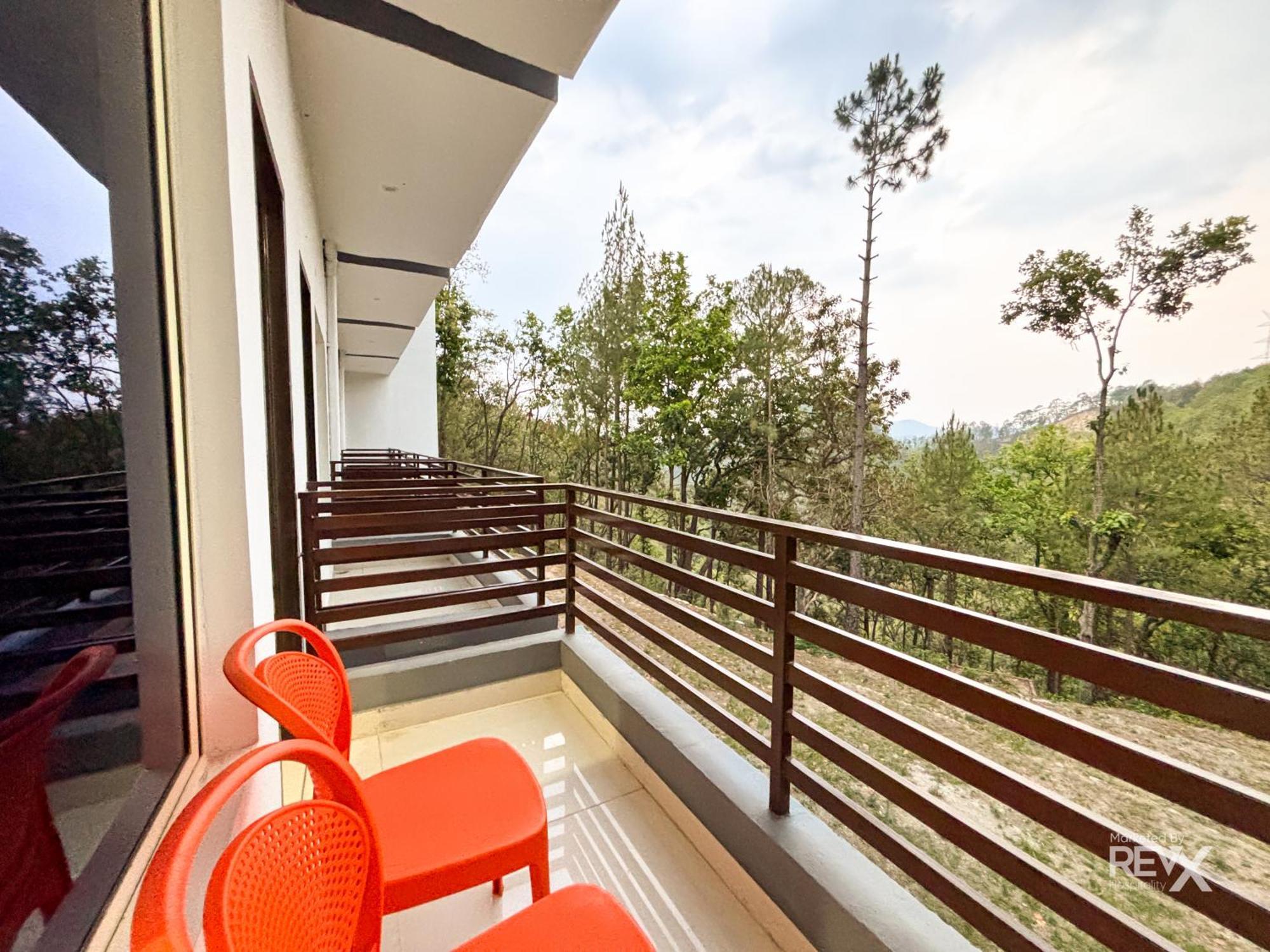 Hotel Prince Valley Lansdowne Εξωτερικό φωτογραφία